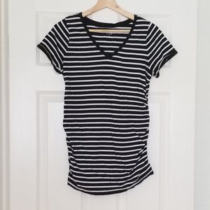 Liz Lange Maternity Stretch Cotton Tee